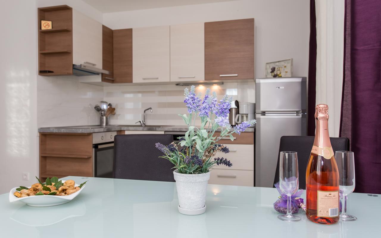 Apartments Lavanda Baška Esterno foto