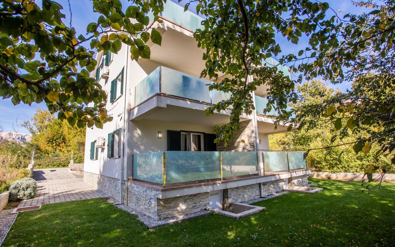 Apartments Lavanda Baška Esterno foto