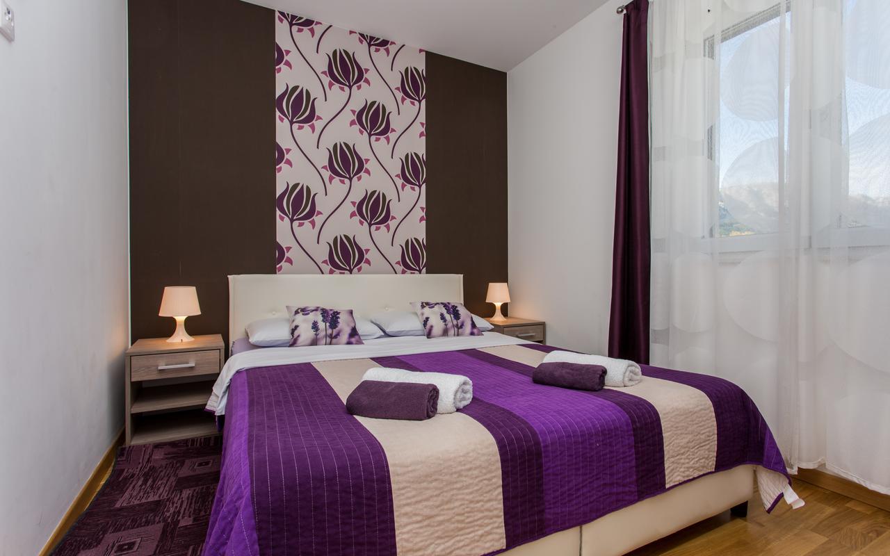 Apartments Lavanda Baška Esterno foto